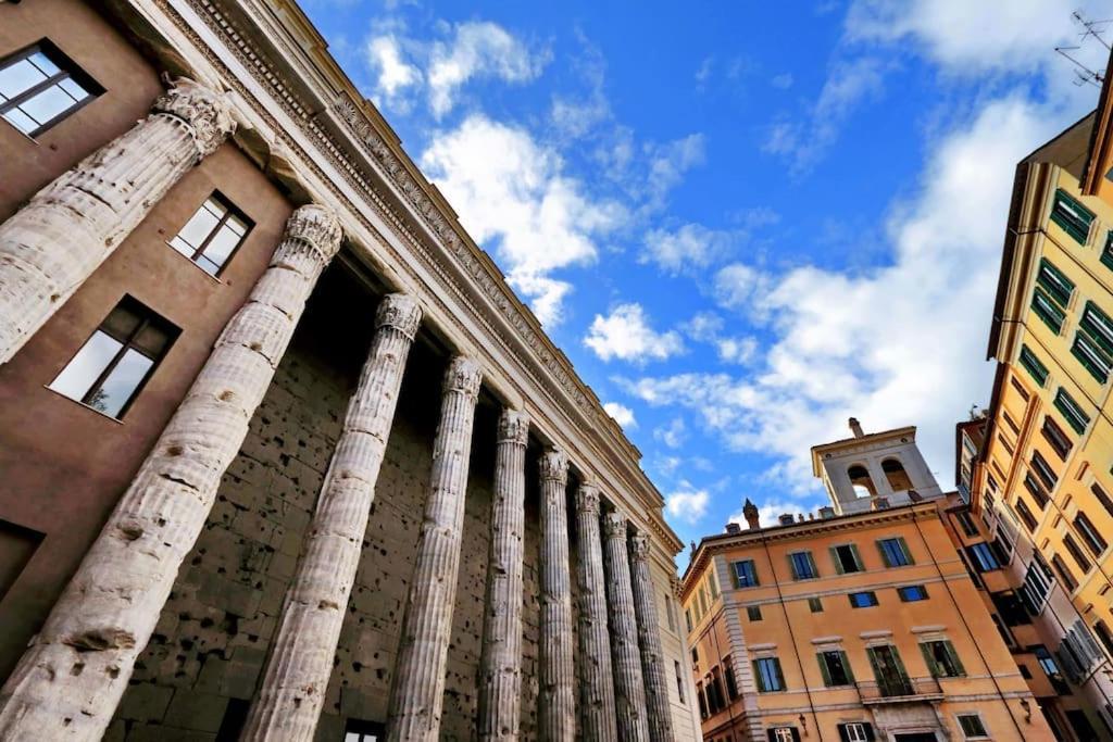 Pantheon Stylish Attic Roma